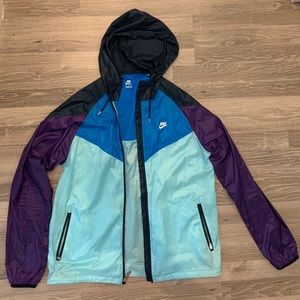 Men’s Nike Sport Windbreaker